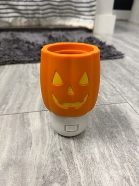 Scentsy Jack O’Lantern Wall Fan Diffuser